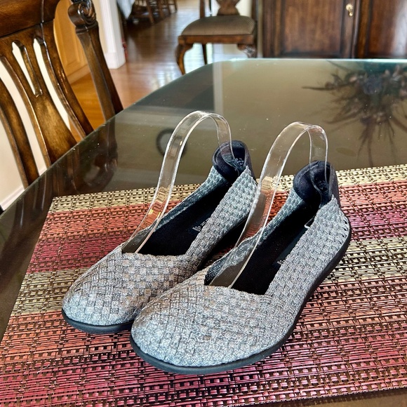 NIB Steve Madden Woven Metallic Silver Yoga Flats in Size 10 - Picture 6 of 12